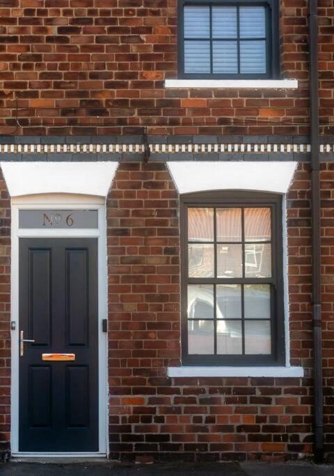 No6 - Beverley - Elegant Townhouse - Central Location Exterior photo